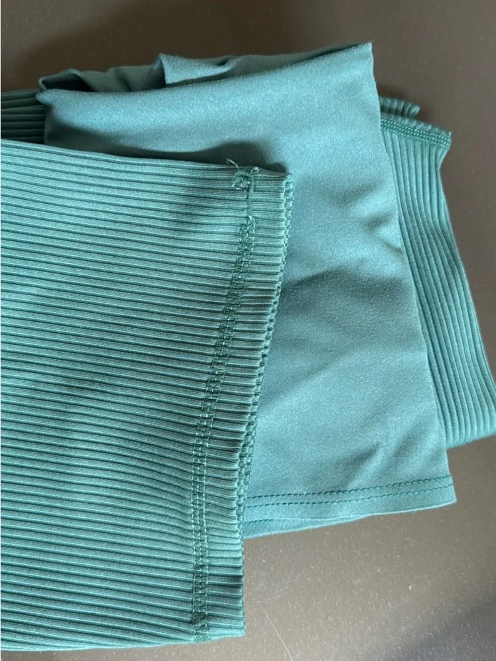 (Slightly Damaged) Blue/Green Glyder Biker Shorts and matching top set - Picture 1 of 6